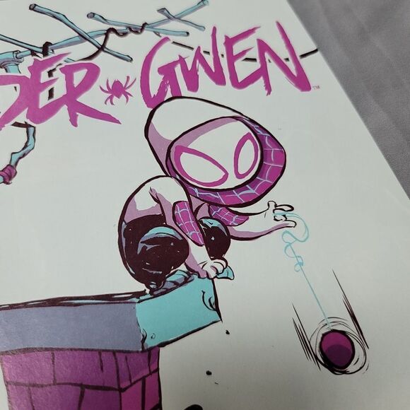 Spider-Gwen #1 Variant edition Marvel comic - first issue April 2015 good cond - Picture 5 of 13